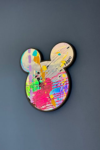 HOLO Mickey - Wien ICONICS Schönbrunn Shadow